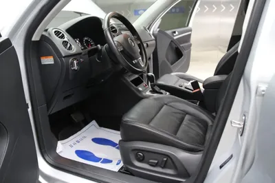 Volkswagen Tiguan 2014, 56900 км, за 7900000 KRW - фото 10