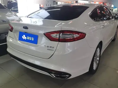 Ford Mondeo 2016, 63400 км, за 39800 CNY