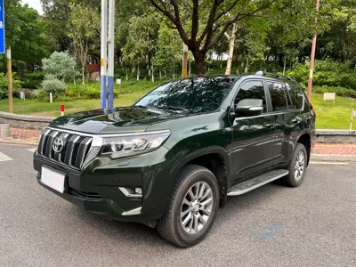 Toyota Prado · 2019 год