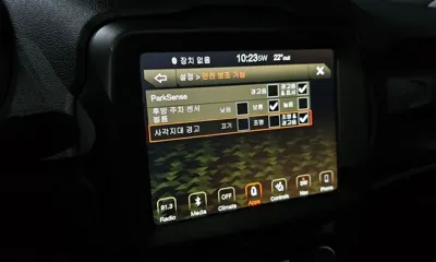 Jeep Renegade 2019, 20229 км, за 12500000 KRW - фото 15