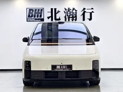 Li Auto Li MEGA 2025, 15000 км, за 497900 CNY