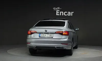 Volkswagen Jetta 2021, 49179 км, за 33700000 KRW