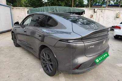 IM LS6 2023, 41800 км, за 157747.67 CNY