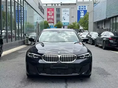 BMW 3 Series 2024, 21000 км, за 229800 CNY