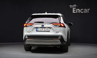 Toyota RAV4 2024, 8426 км, за 44000000 KRW