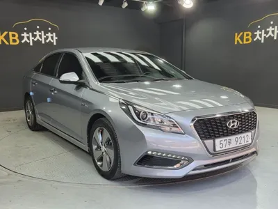 Hyundai Sonata 2016, 52000 км, за 9500000 KRW - фото 2