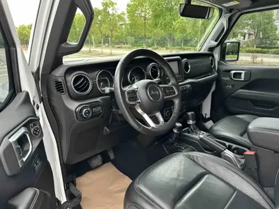 Jeep Wrangler 2019, 78000 км, за 215000 CNY - фото 9