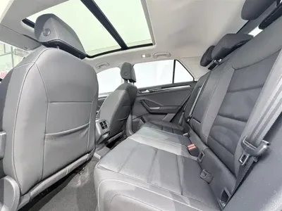 Volkswagen T-Roc 2022, 36000 км, за 107800 CNY - фото 8