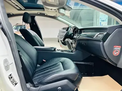 Mercedes-Benz CLS 2014, 70000 км, за 89800 CNY - фото 15