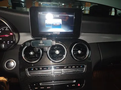Mercedes-Benz C-Class 2017, 89100 км, за 86827.36 CNY - фото 14