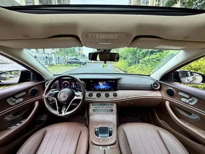Mercedes-Benz E-Class 2023, 89000 км, за 238000 CNY