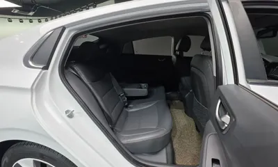 Hyundai Ioniq 2018, 121079 км, за 12800000 KRW - фото 19