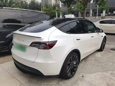 Tesla Model Y 2023, 35800 км, за 226400 CNY - фото 7