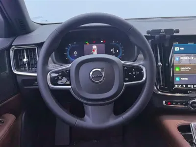 Volvo S90 2024, 8600 км, за 228800 CNY - фото 15