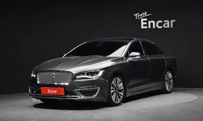 Lincoln MKZ · 2017 год