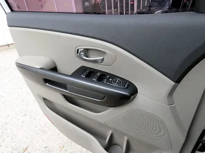 Kia Canival 2016, 180448 км, за 6490000 KRW - фото 12