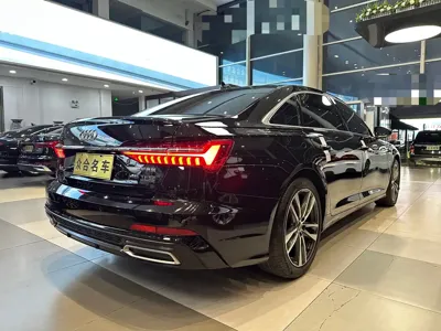 Audi A6L 2021, 39000 км, за 223800 CNY - фото 6