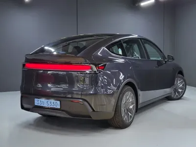 Tesla Model Y 2026, 10 км, за 73030000 KRW - фото 3