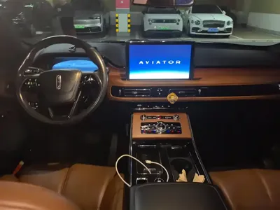 Lincoln Aviator 2021, 145600 км, за 204000 CNY - фото 12
