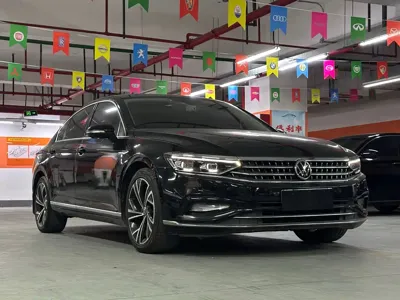 Volkswagen Magotan 2021, 78000 км, за 97200 CNY