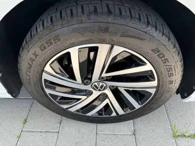 Volkswagen Lavida 2023, 45000 км, за 83800 CNY - фото 10