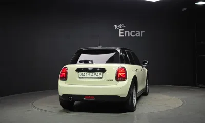 MINI Cooper 2020, 51160 км, за 17500000 KRW