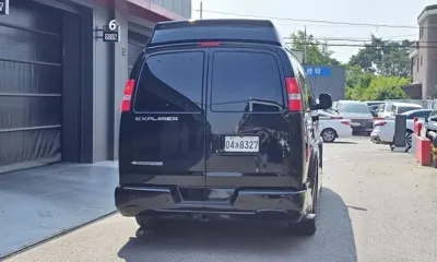 Chevrolet Express Van 2018, 55387 км, за 33500000 KRW