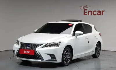 Lexus CT200h 2018, 51853 км, за 22500000 KRW - фото 1