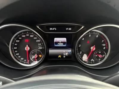 Mercedes-Benz GLA 2018, 74000 км, за 55800 CNY - фото 15