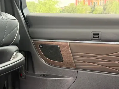 Toyota Vellfire 2023, 27000 км, за 708000 CNY - фото 19