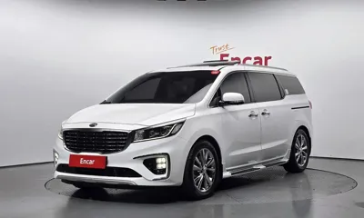 Kia Canival · 2019 год