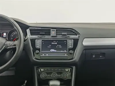 Volkswagen Tiguan L 2018, 133100 км, за 58800 CNY - фото 12