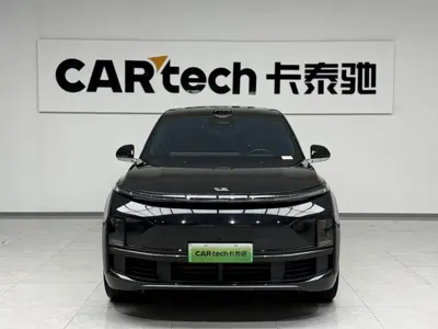 Li Auto Li L9 2024, 82000 км, за 269800 CNY