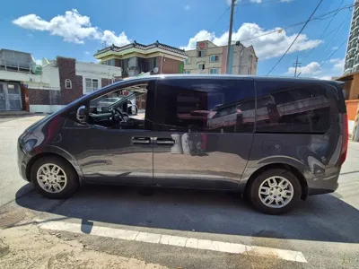 Hyundai Staria · 2022 год