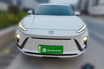 Buick E5 2023, 72900 км, за 93635.23 CNY