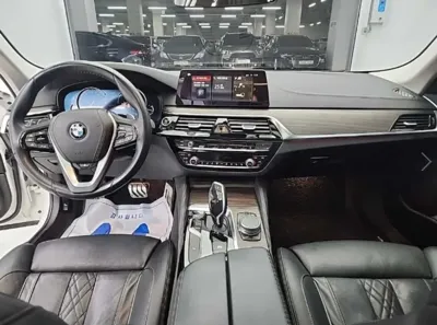 BMW 5-Series 2018, 121750 км, за 22900000 KRW - фото 7