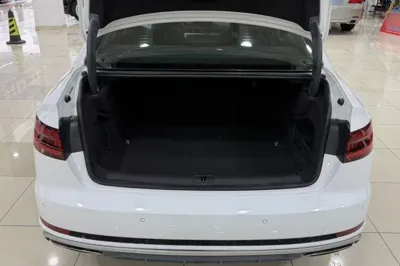 Audi A4L 2019, 79200 км, за 117428.12 CNY - фото 15