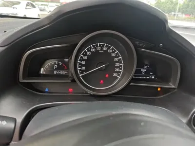 Mazda 3 Axela 2018, 84500 км, за 42300 CNY - фото 12