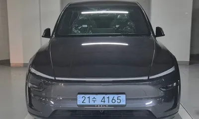 Tesla Model Y · 2026 год