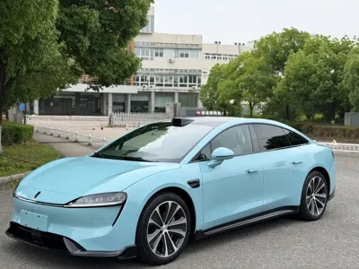智界 Zhijie S7 · 2025 год