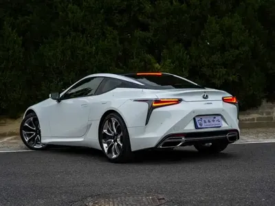 Lexus LC 2018, 70000 км, за 678000 CNY - фото 5