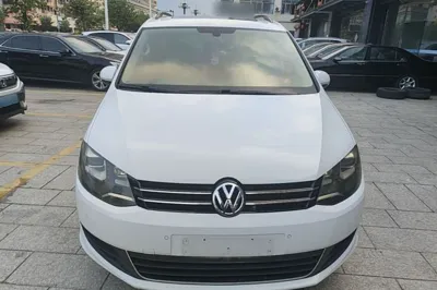 Volkswagen Sharan 2013, 90400 км, за 62489.28 CNY