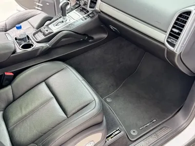 Porsche Cayenne 2016, 70000 км, за 238000 CNY - фото 17