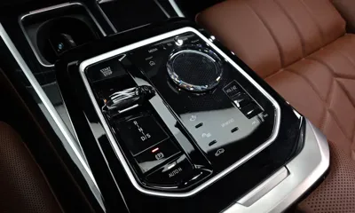 BMW 7-Series 2025, 4969 км, за 128700000 KRW - фото 9