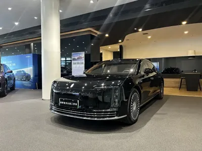 尊界 尊界S800 · 2025 год