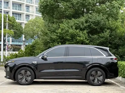 Li Auto Li L6 2024, 70000 км, за 155800 CNY