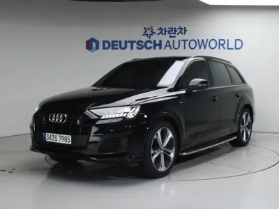 Audi Q7 · 2023 год