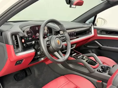 Porsche Cayenne 2024, 15035 км, за 140000000 KRW - фото 7