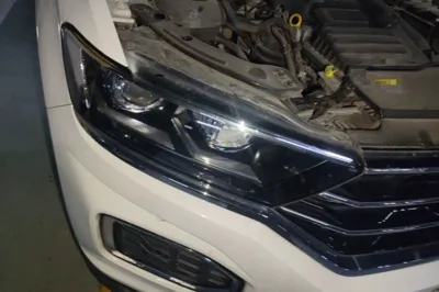 Volkswagen T-Roc 2018, 126100 км, за 55311.46 CNY - фото 7
