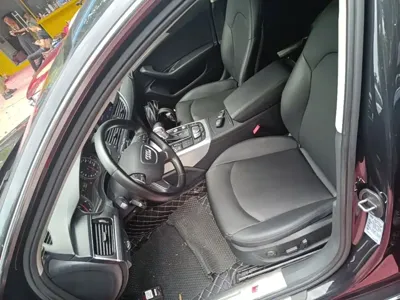 Audi A6L 2015, 167100 км, за 63500 CNY - фото 15